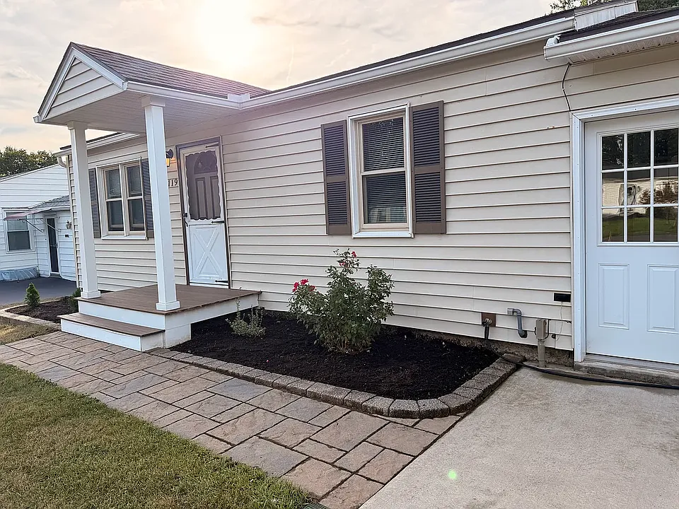 119 Gale Ave