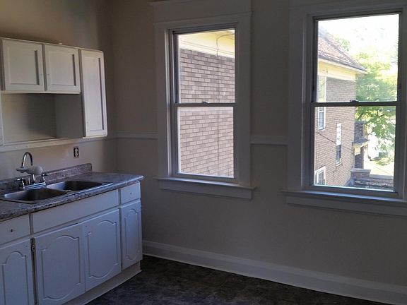 2nd image of 2968 N Buffum St #1