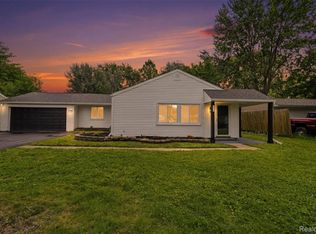 37176 Garvin St, Clinton Township, MI 48036