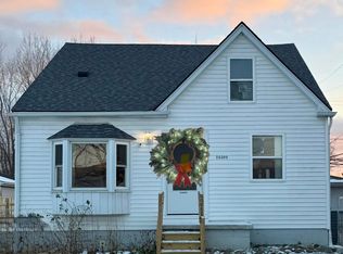 20300 Ellis St, Roseville, MI 48066