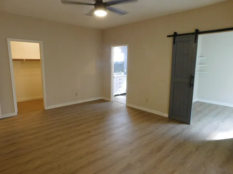 8301 Boseck Dr #115 — Photo 16