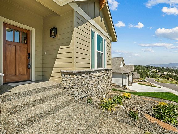2nd image of 5116 N Scenic Ln