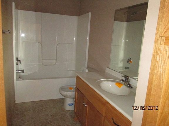 5th image of 10556 62nd St NE