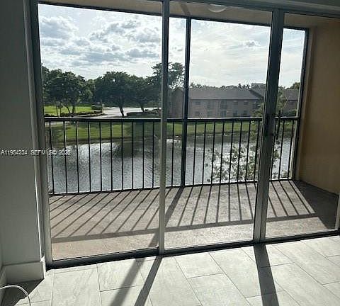 5th image of 3905 N Nob Hill Rd APT 304