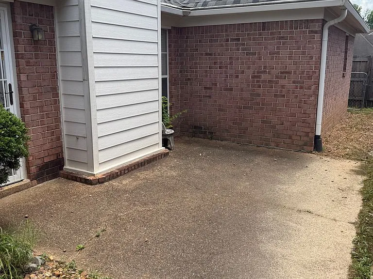2803 Garden Park Dr — Photo 3