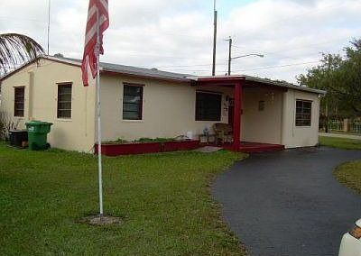 1st image of 1510 NE 14 St
