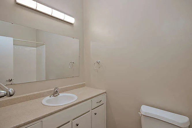 157 Arbour Glen Cres — Photo 12