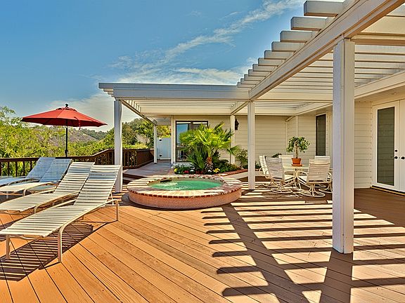 3rd image of 2644 Costebelle Dr