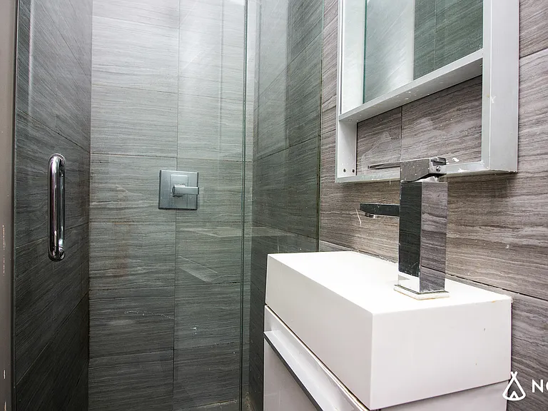 1873 Menahan St #2B — Photo 6