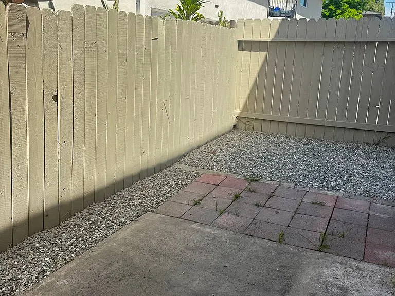 1501 Estate Villas — Photo 10