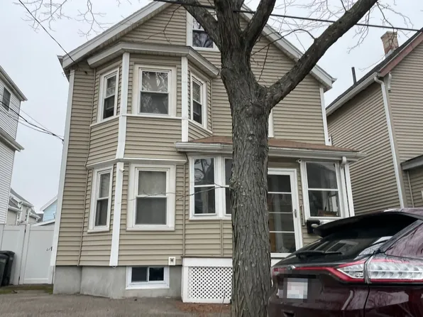 9 Dell St, Somerville, MA 02145