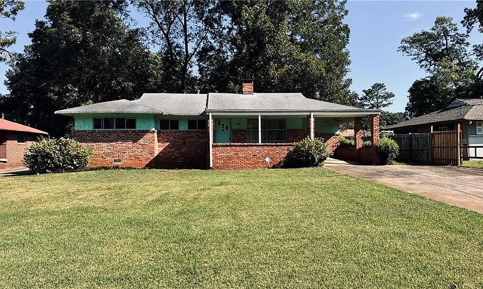 1st image of 3414 Hyland Dr