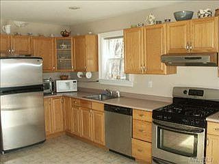 2nd image of 191 Lake Dr