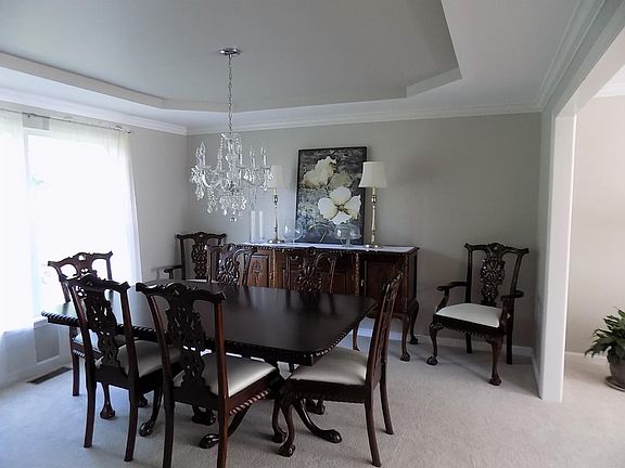 3rd image of 8653 Charleston Woods Dr