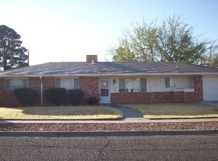 2708 Claude Dove Dr, Las Cruces, NM 88011