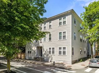 65 Brookline St #6, Cambridge, MA 02139