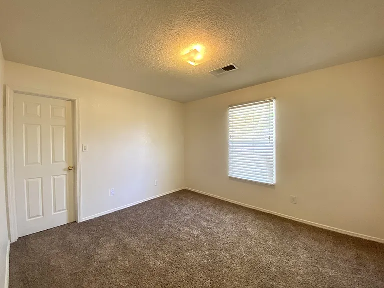 2173 Sagecrest Loop NE — Photo 17