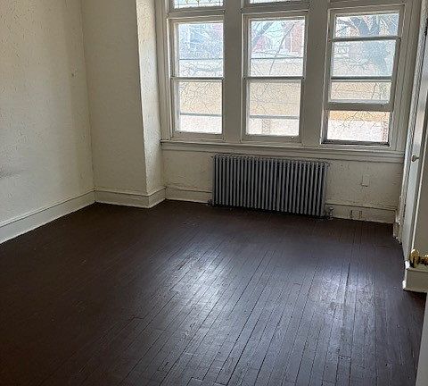 2nd image of 613 E Passyunk Ave Floor 2