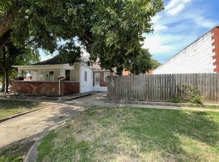 926 W Texas St, Wichita, KS 67209