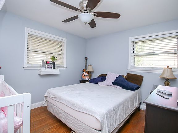 5th image of 1611 W 12th St