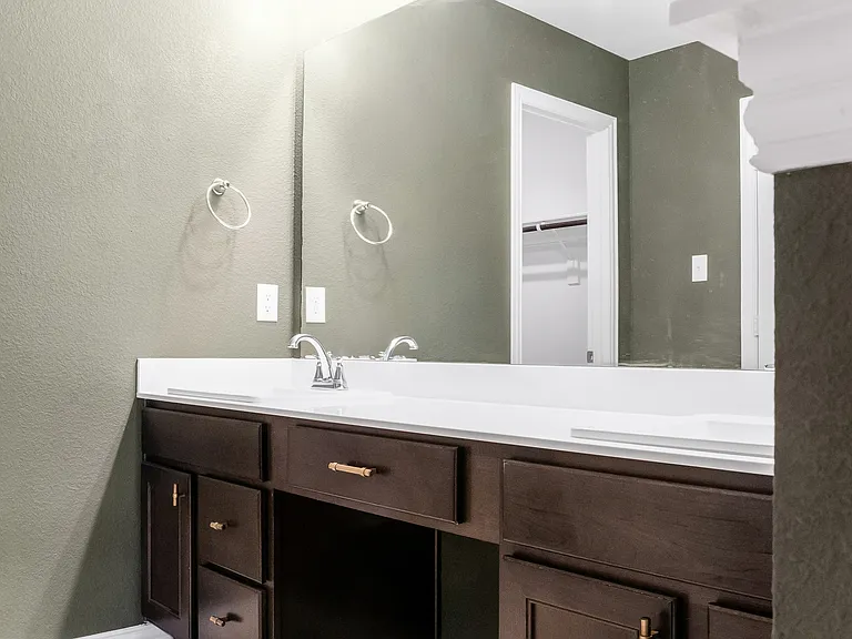 3730 Malibu Dr — Photo 21