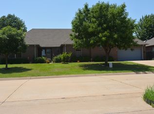 1916 N Brooke Hollow Ct, Stillwater, OK 74075