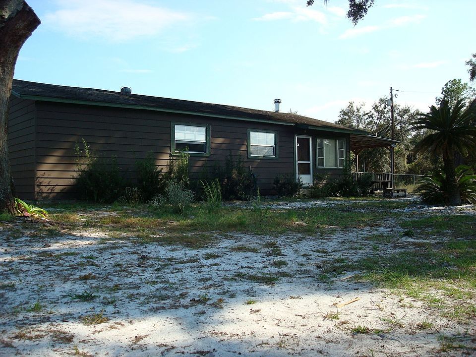 1st image of 740 Lakeshore Dr
