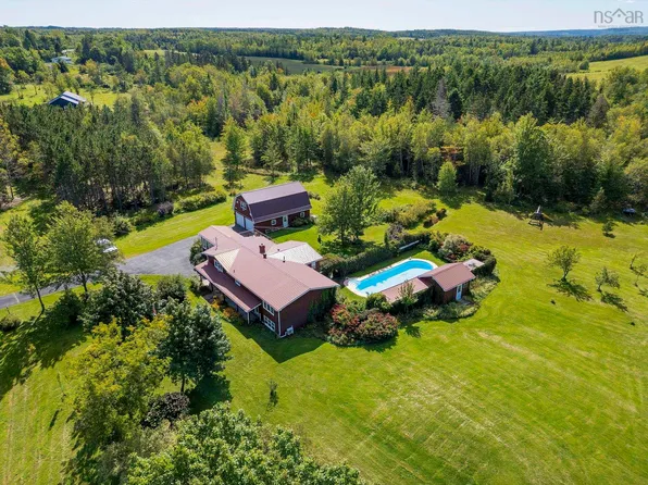 143 Oliver Rd, Hazel Glen, NS B0K 2A0