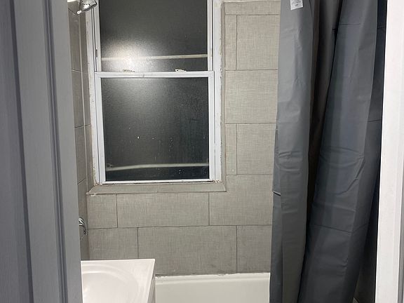 4th image of 5125 W 30th St APT 1F