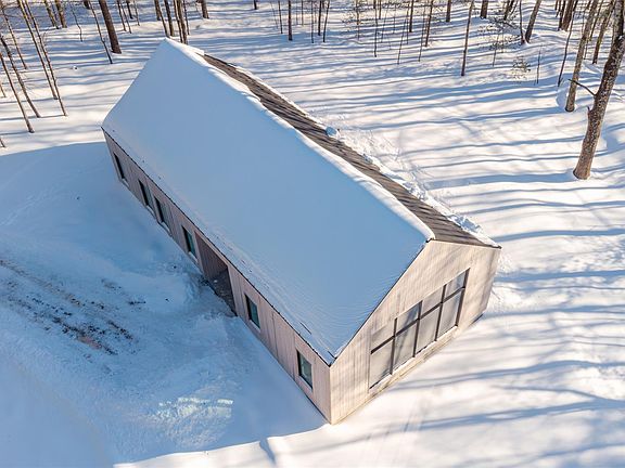 2nd image of 48 Pine Grove Road