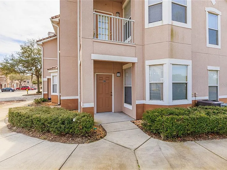 10539 Villa View Cir #10539 — Photo 16