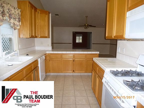 4th image of 560 E 10th St
