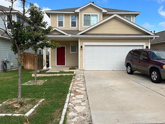 2nd image of 181 Eagle Brook Ln