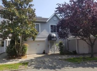 3612 22nd Ave W, Seattle, WA 98199