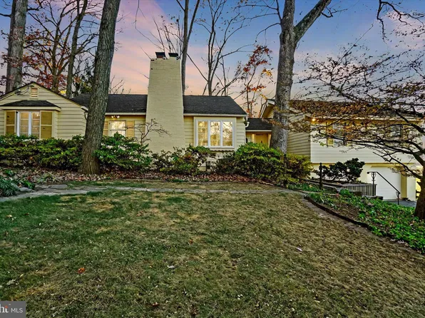 2540 Oak Knoll Ln, York, PA 17403