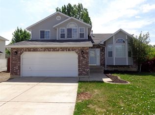 2821 W Brady Way, Layton, UT 84041