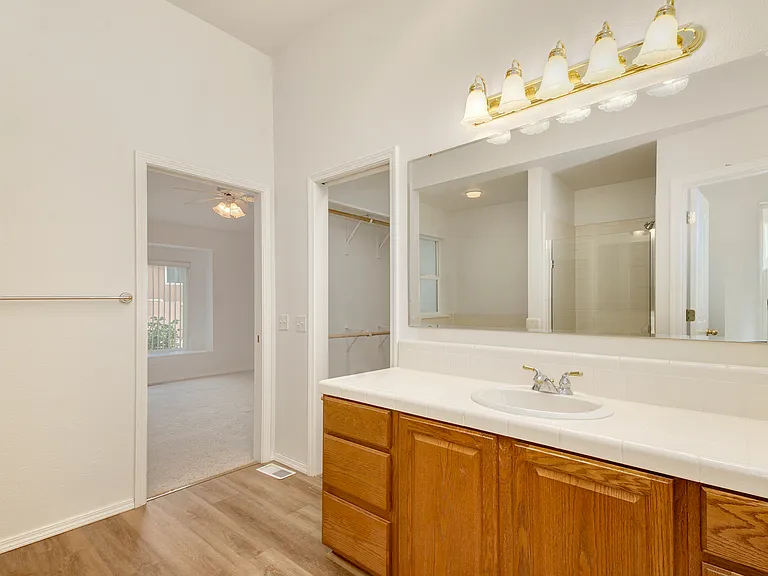 2319 E Gleneagle Dr — Photo 17