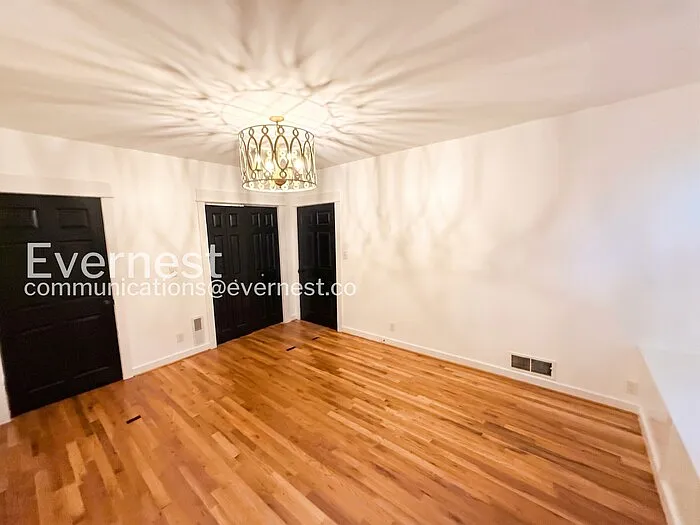 112 Crest Dr — Photo 15