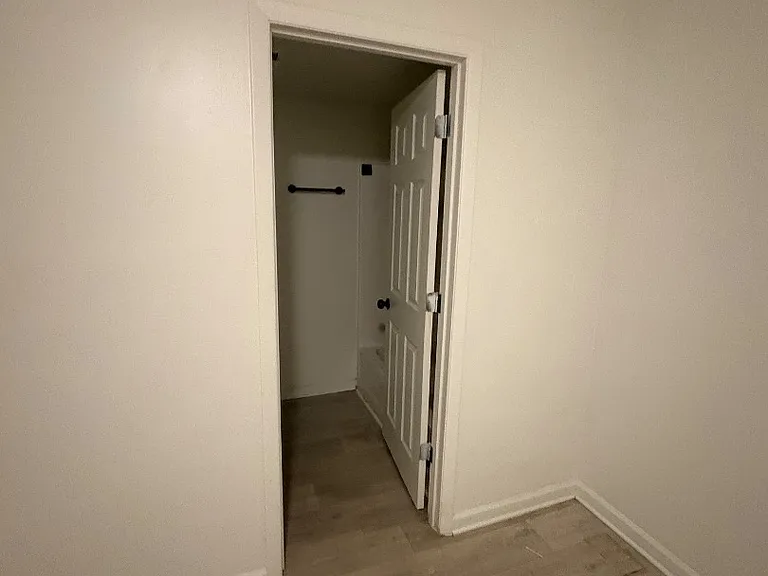 Unit Photo