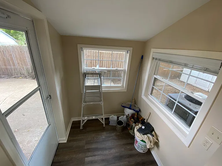 306 George St — Photo 13