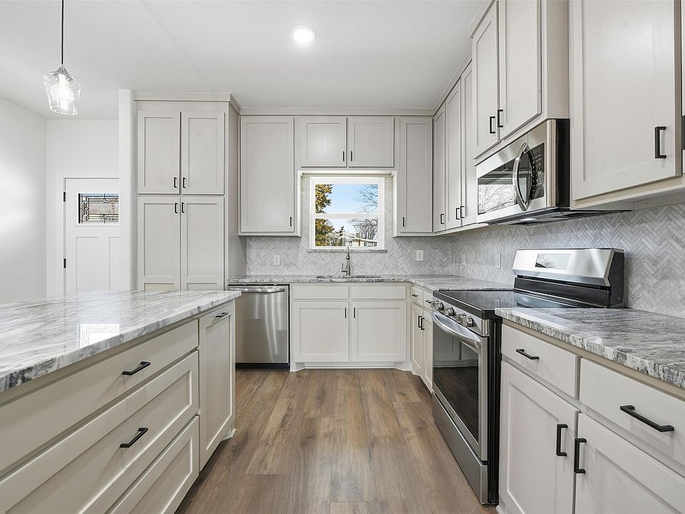 1st image of 9717 Santa Clara Dr