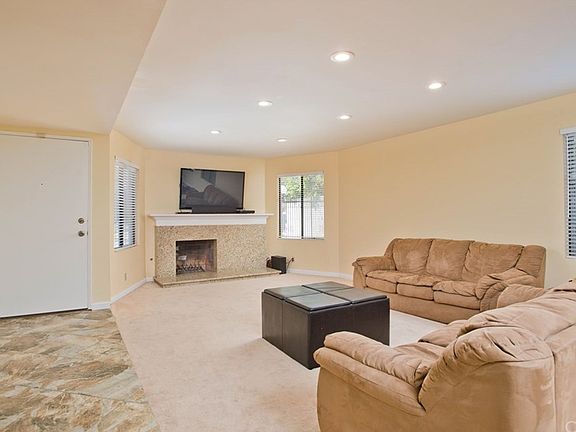 2nd image of 20253 Elkwood St