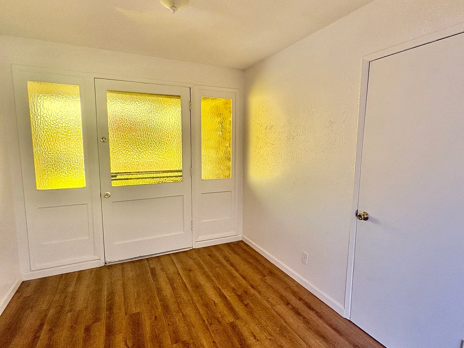 4 bed, 1715 sqft, $4,800 — Photo 3