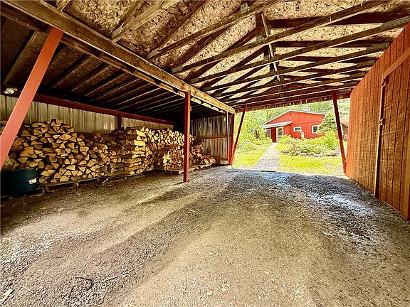 3rd image of 6735 S Old Bald Hill Rd