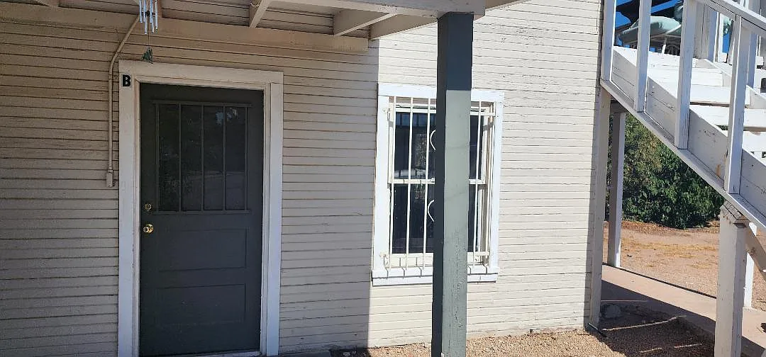 2 bed, 600 sqft, $1,300 — Photo 4