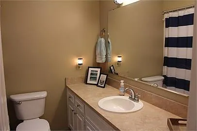 40 Bridgepointe Dr — Photo 28