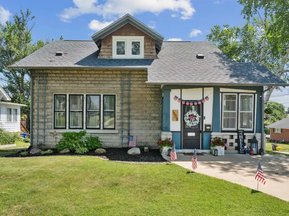 1608 Lawndale St, Dubuque, IA 52001