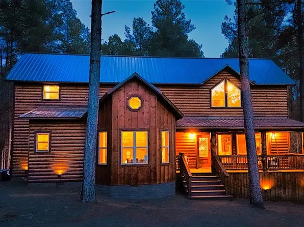 123 King Pine Ln, Broken Bow, OK 74728