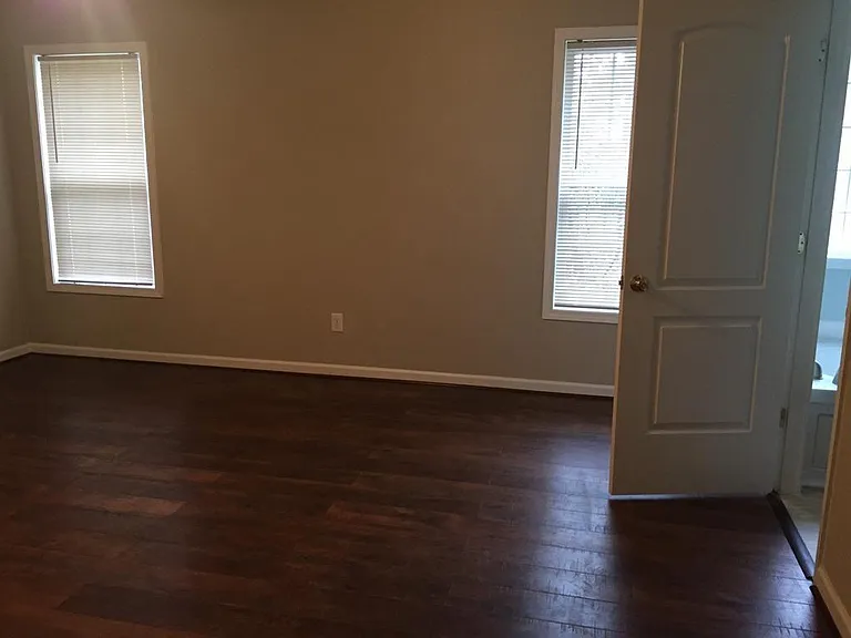 3935 Blairwood St — Photo 15