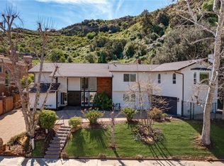 3831 Saint Johnswood Dr, Woodland Hills, CA